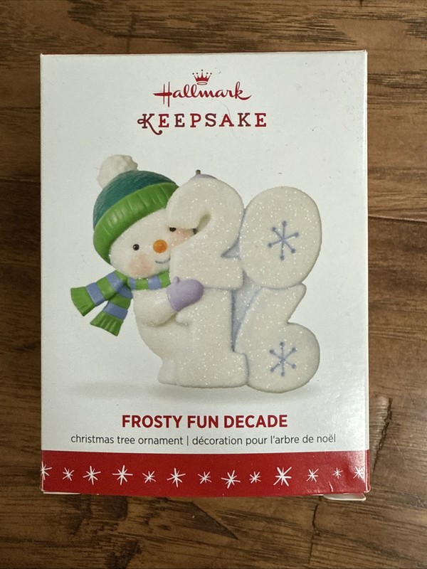 Frosty Fun Decade 2016 Hallmark Keepsake Ornament 7th In Series Snowman QX9061
