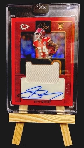 2022 Panini One Football RPA Shadow Box Skyy Moore 15/25 #136