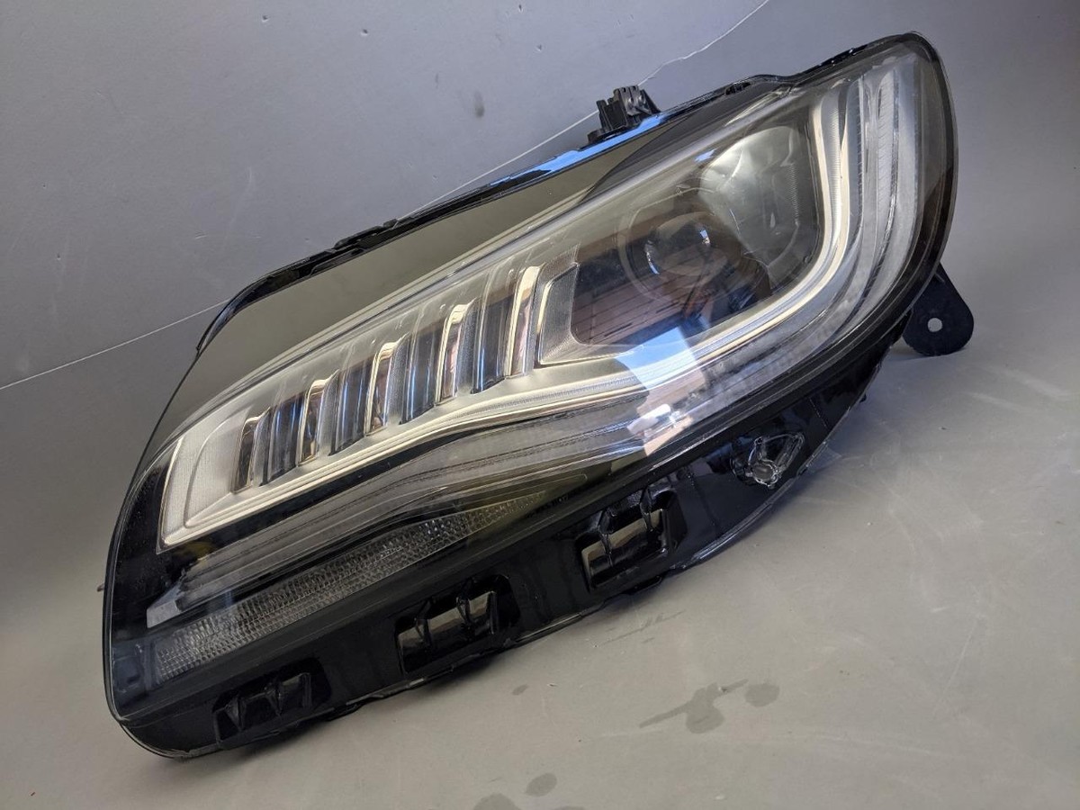 OEM 2017-2020 Lincoln MKZ LH Driver Side Xenon HID Headlight JP53