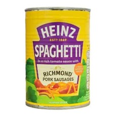 Spaghetti con salsicce di maiale Richmond in salsa di pomodoro ricca Heinz 400g