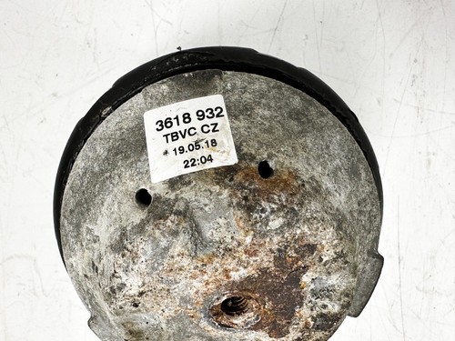 OEM 2007-2012 MERCEDES E63 CLS63 S63 SL63 CL63 AMG FRONT RIGHT ENGINE MOUNT - Picture 9 of 10