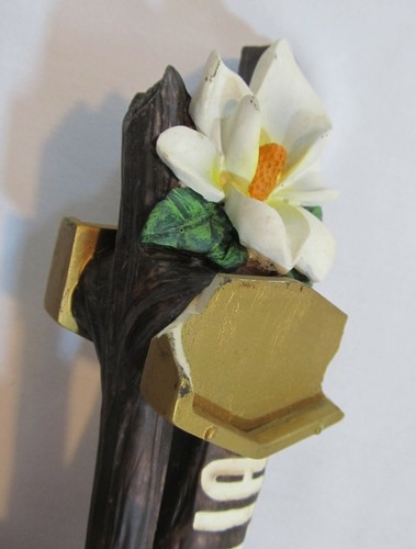 LAZY MAGNOLIA Brewery Kiln, Mississippi Ale / Beer Tap Handle *damage - Picture 5 of 7