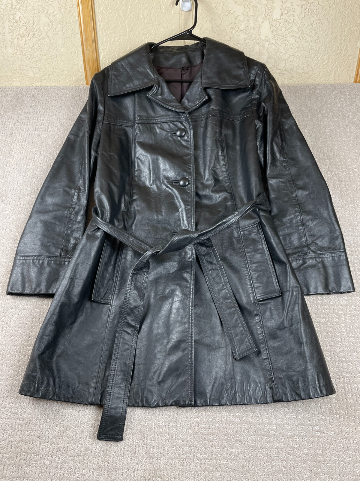 Vintage 70s Ms Courtney Leather Coat Womens 14 Black 2 Button Jacket Union Made