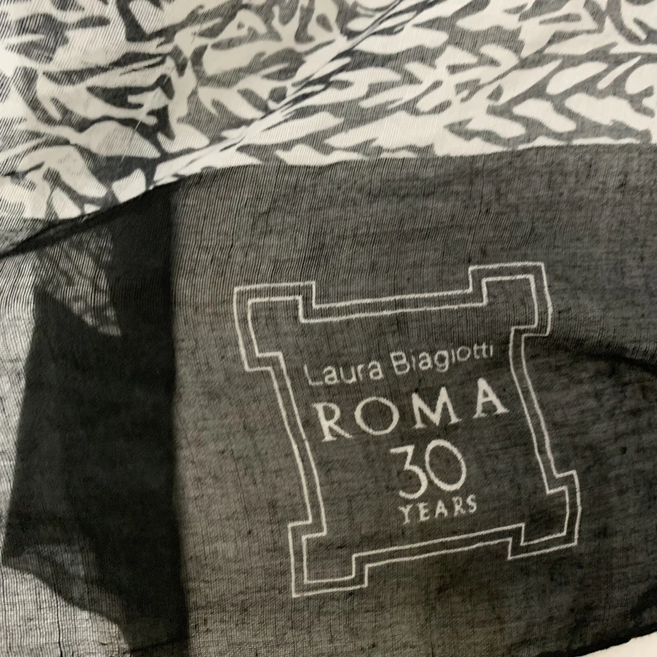 WTG LAURA BIAGIOTTI CAMOUFLAGE BLACK RECTANGLE POLYESTER scarf  64/19 in #A44 - Image 3 of 4