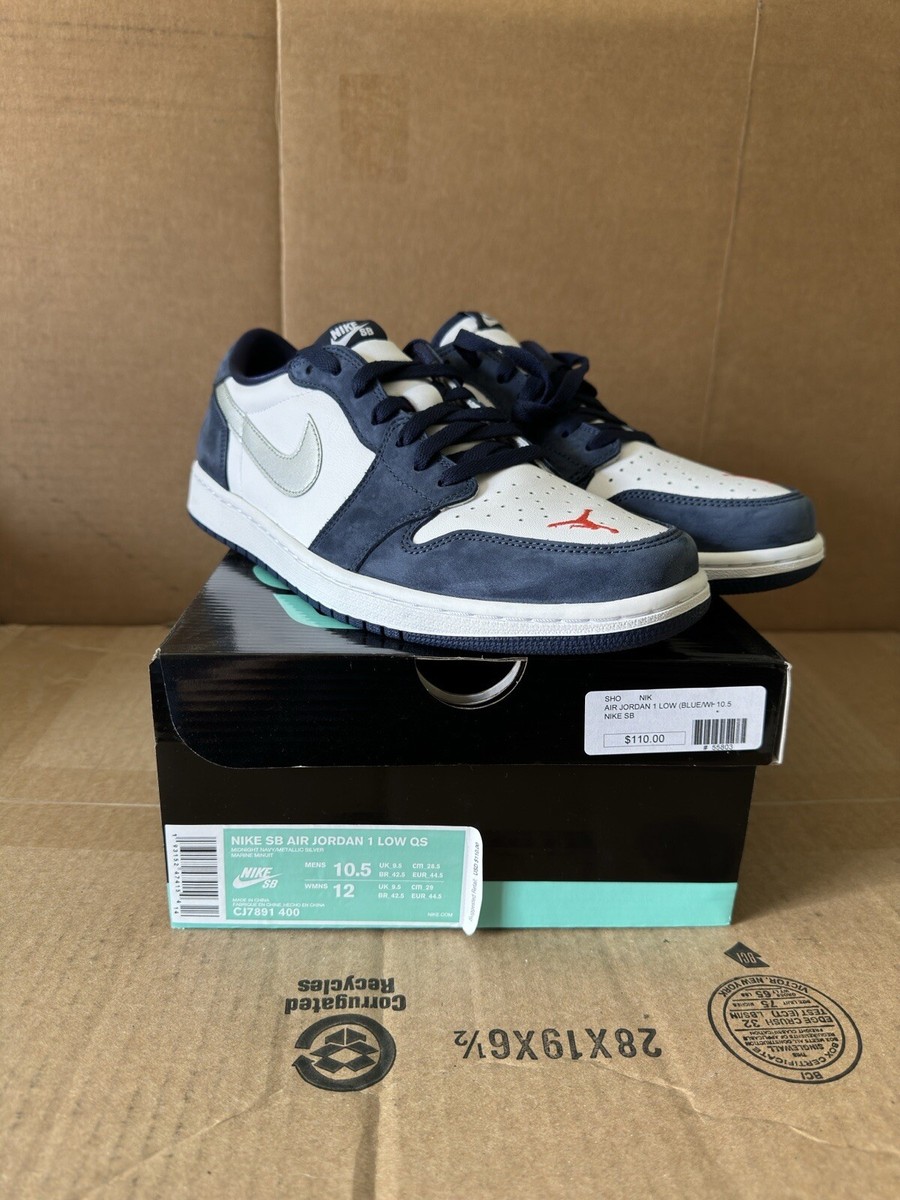 DEADSTOCK SZ 10.5 Nike SB x Air Jordan 1 Low QS Midnight DEADSTOCK SZ 10.5 Nike SB x Air Jordan 1 Low QS Midnight