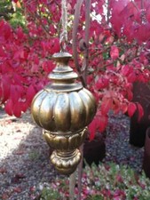 Coni in poliresina Aurum, palla di Natale oro antico sfera decorativa inverno...