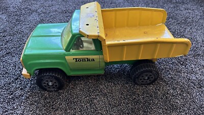 Vintage 1970's Tonka Green and Yellow Dump Truck Pressed Steel