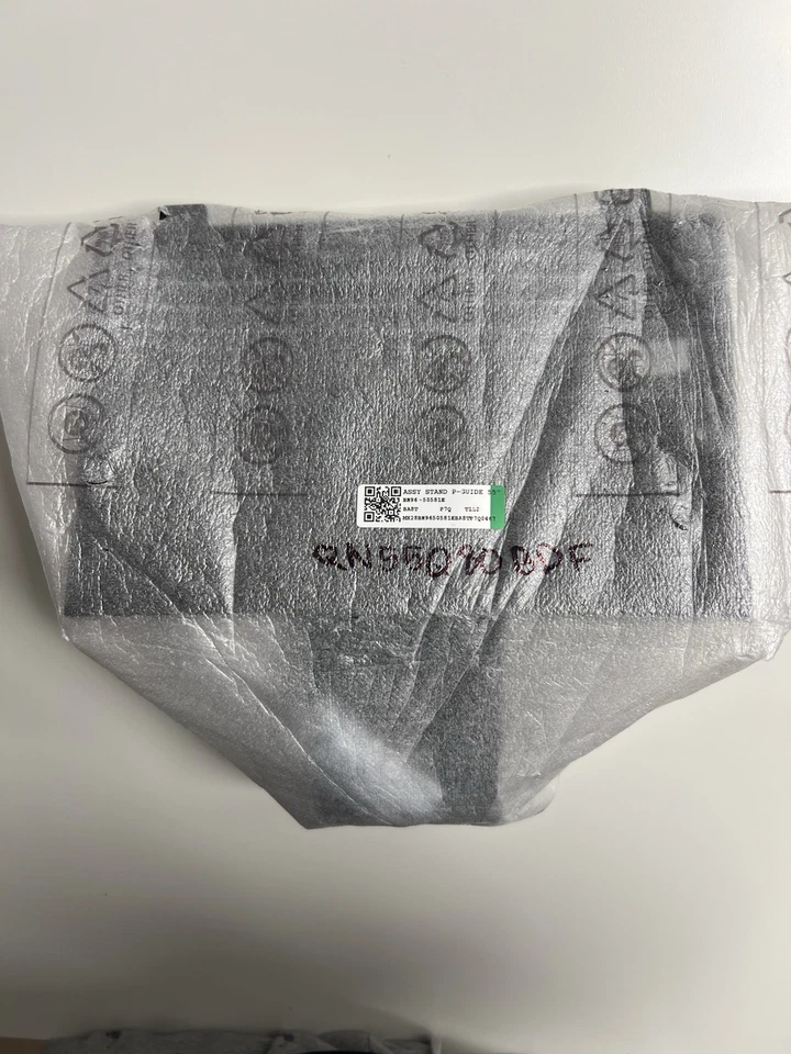 NEW OEM SAMSUNG QN55Q80BDF TV STAND WITH NECK COVER QN55Q80BDFXZA FEET LEGS - Image 2 of 3