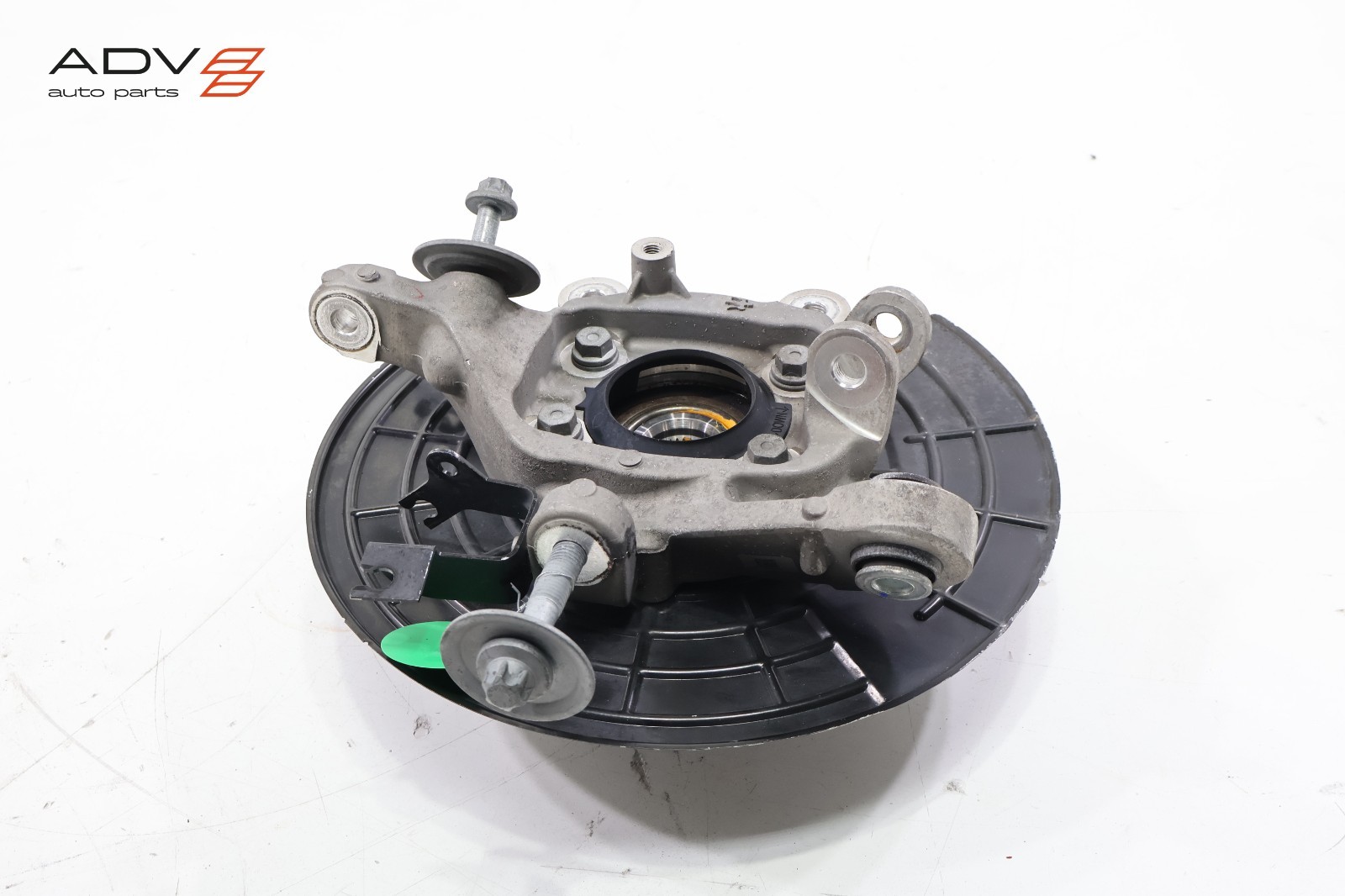 2017 - 2020 MASERATI GHIBLI REAR RIGHT PASSENGER SIDE SPINDLE KNUCKLE HUB OEM