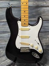 Used Squier 1985 Mij Stratocaster With Hard Case