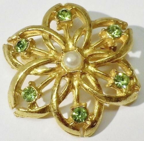 Grande Broche Vintage Fleur En émail - Couleur Or Avec Cristaux Et Péridot Vert émeraude, Très Bon état