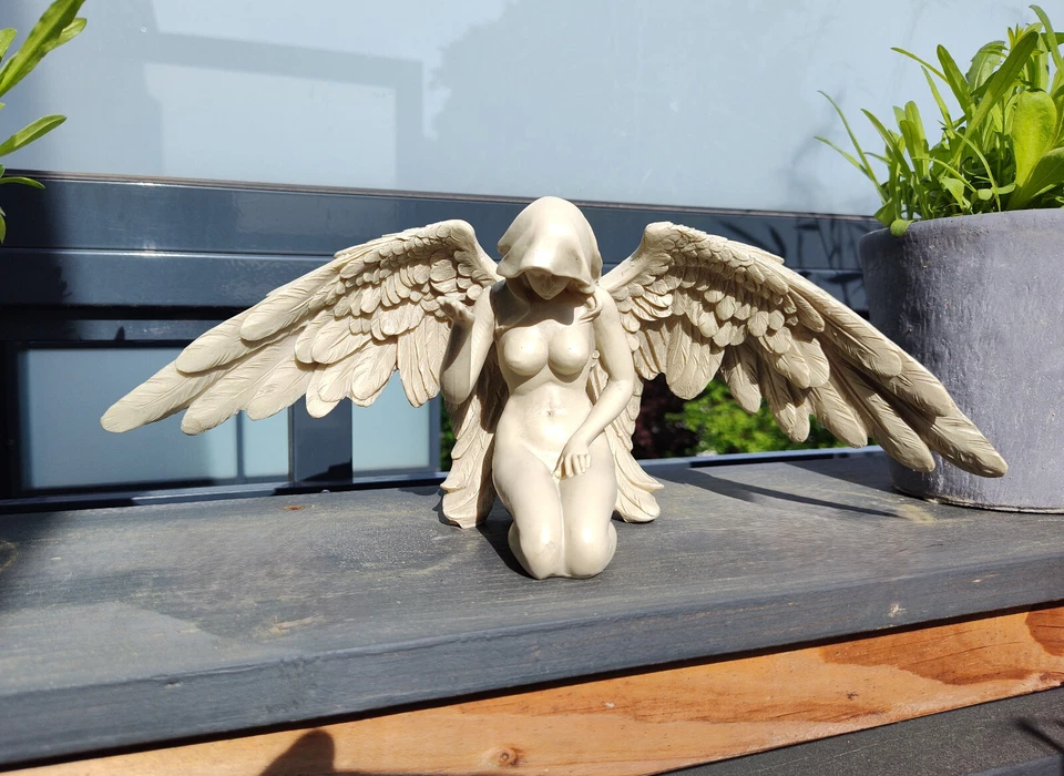Engel Figur Statue 37 cm Deko Garten Indoor Wetterfest christlich Kirche Glauben - Bild 1 von 4