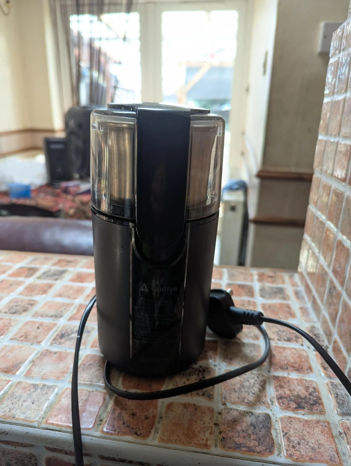 Shador Coffee Grinder CG-628 UK Electric Bean Spice Grinder 200W Compact Black
