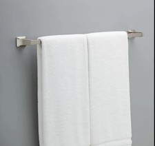 Franklin Brass Futura 30 in. Wall Mount Towel Bar in Satin Nickel D2430SN