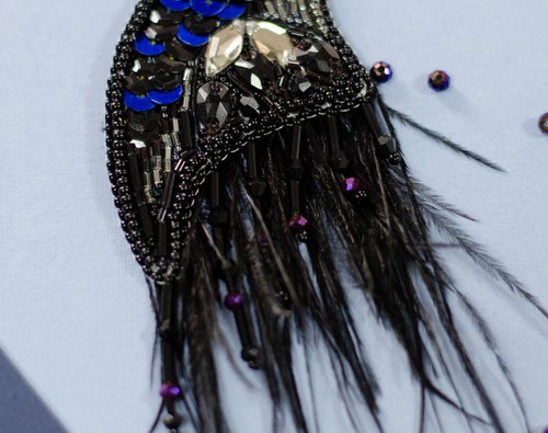 Hágalo usted mismo Kit para hacer joyas "Harbinger of Darkness", broche con cuentas de semillas, cuentas - Imagen 3 de 8