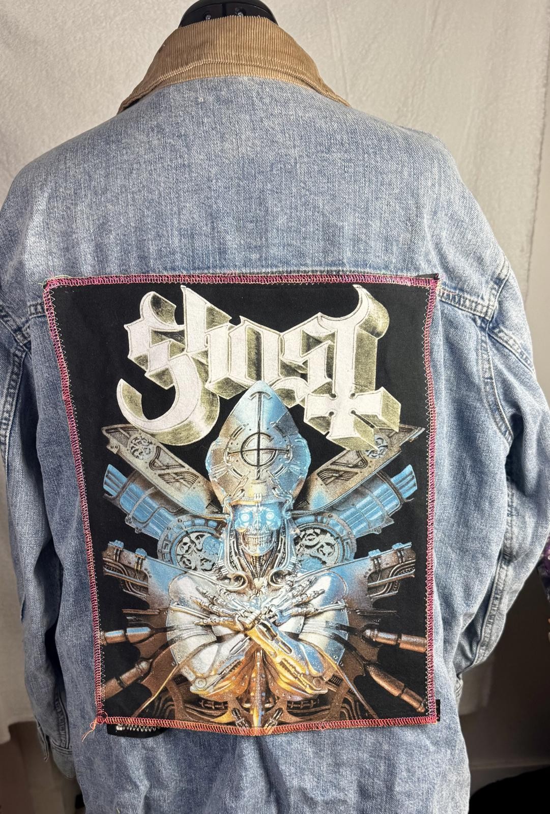 two face threads changeable patch denim jacket ut… - image 1