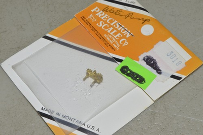 #ad HO steam locomotive PARTS brass Precision Scale Co 3018 water pump $3.00