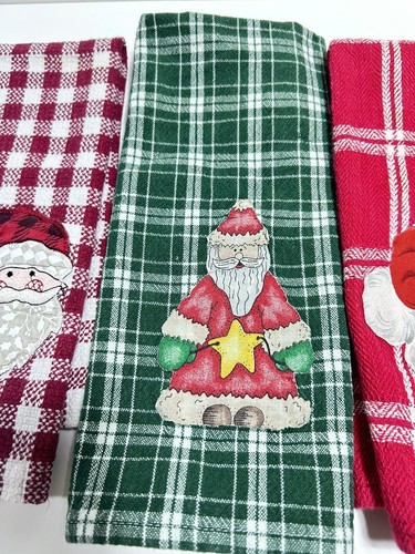 Vintage Christmas Santa Hand Towels Set of 3 - Picture 3 of 8