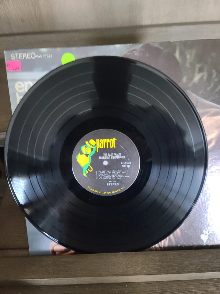 ENGELBERT HUMPERDINCK Vinyl LP The Last Waltz 33 RPM ENGELBERT HUMPERDINCK VG+ Foto 4 de 4