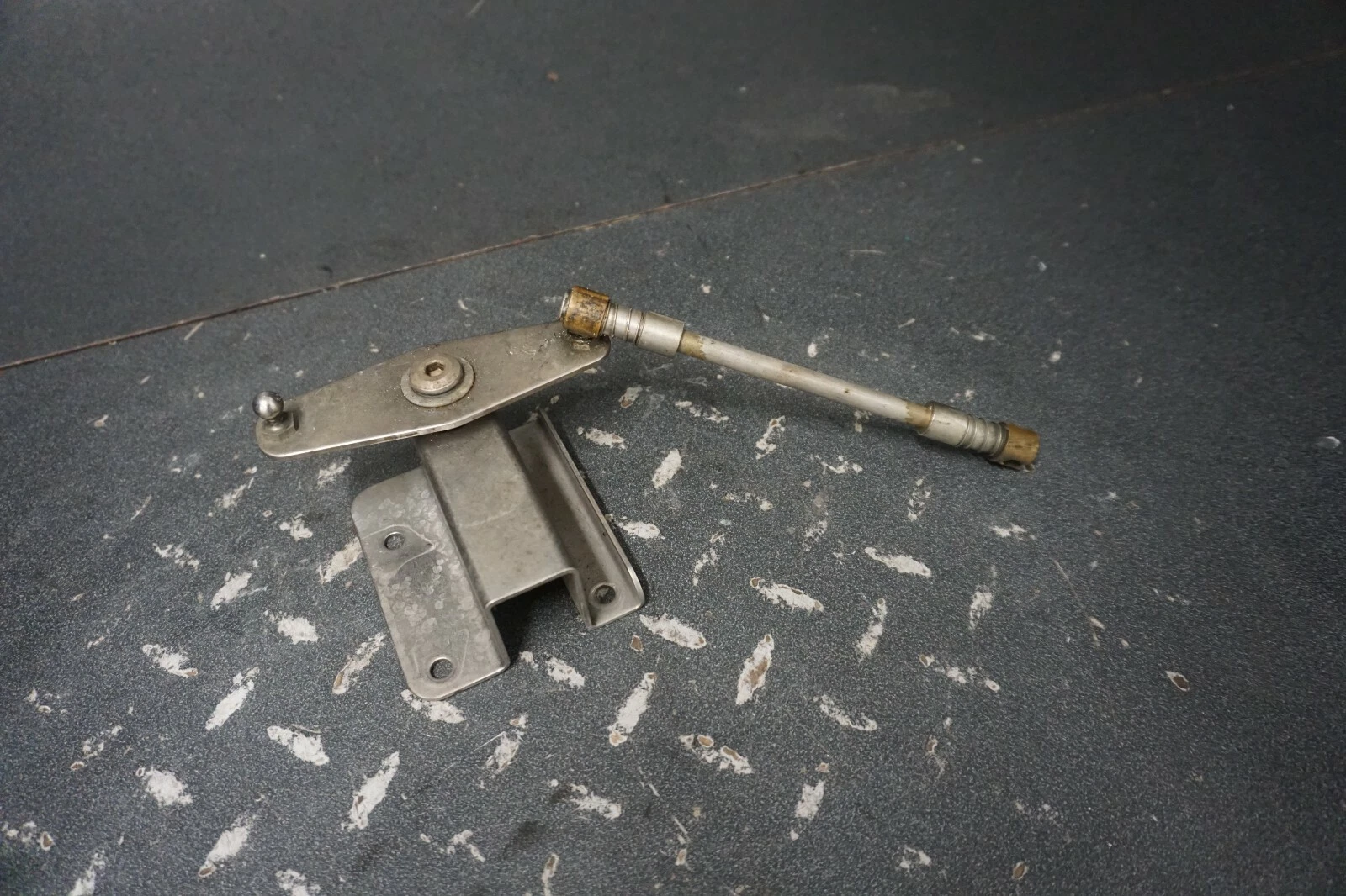 1997-2003 Kawasaki STX-12F STS OEM Handlepole Steering Connecting Rod w/ Bracket