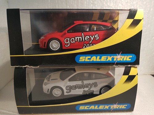 C 2471 A - C 2471 B SCALEXTRIC UK FORD FOCUS WRC GAMLEYS 2002 RED - WHITE - 第 1/3 張圖片