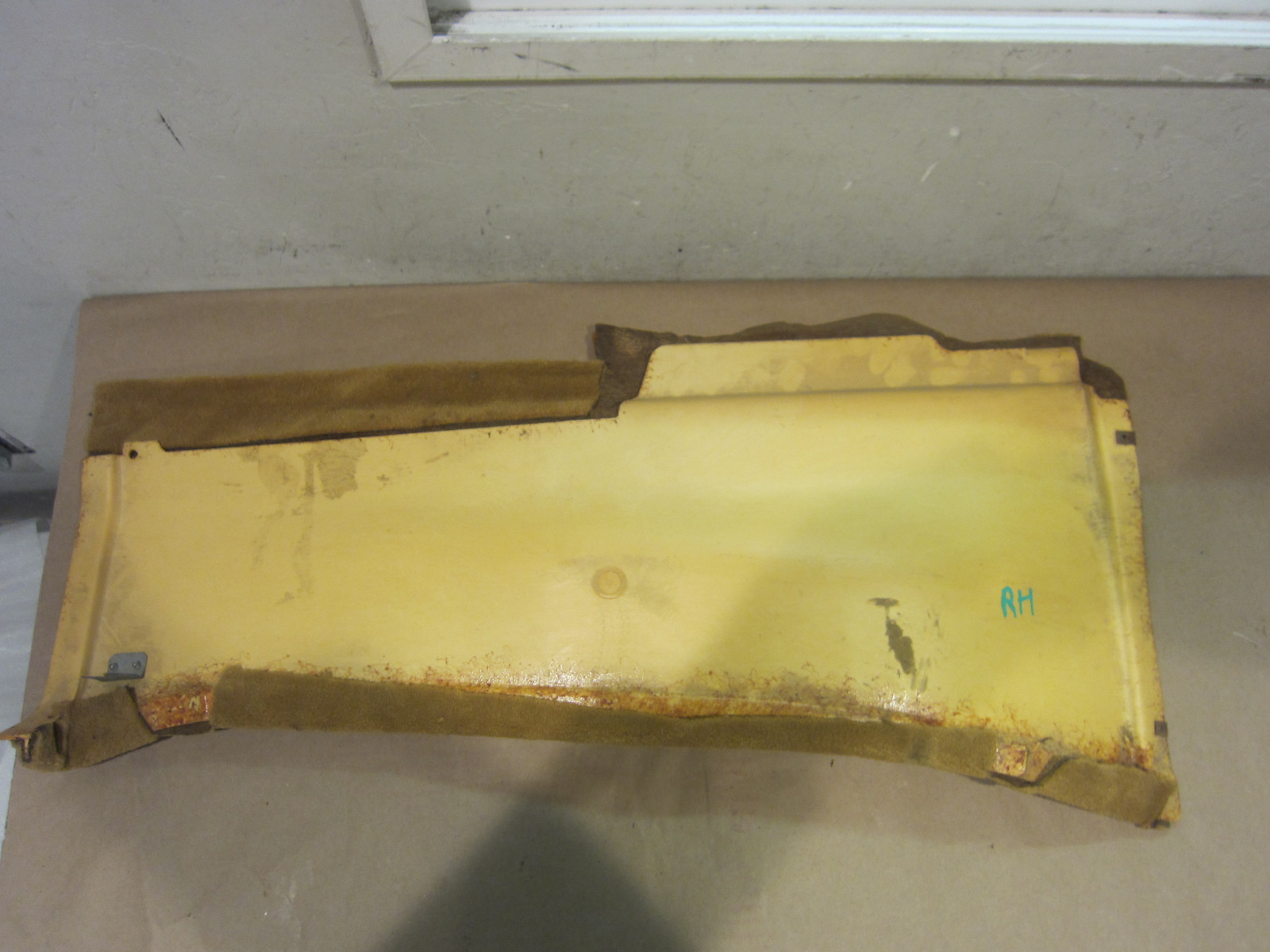 Ferrari 456 - RH Side Tunnel Cover - P/N 65288900