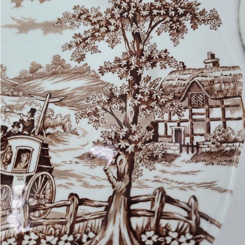 Franciscan Transferware Coaching Days Staffordshire 2 Vintage Dinner Plates - Picture 7 of 9