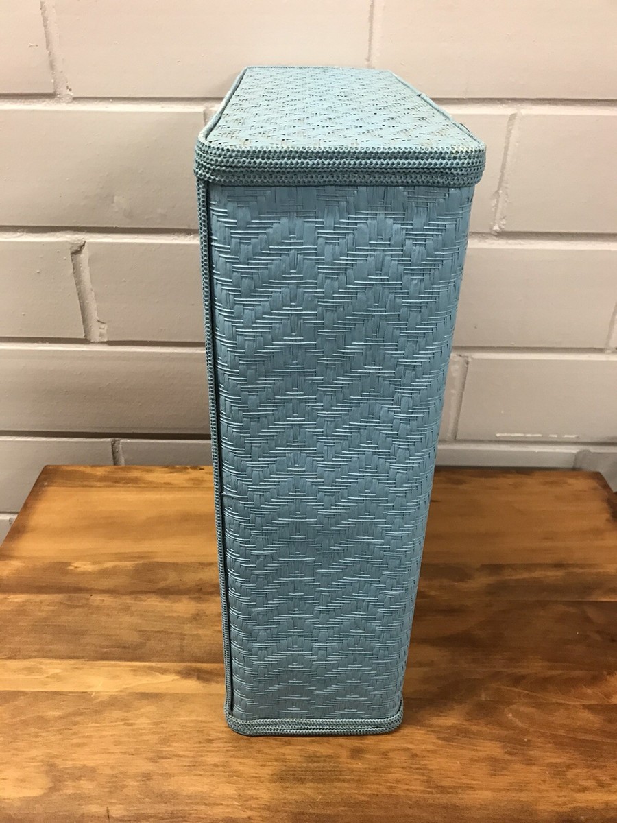 アメリカ　ビンテージ　ウィッカーシェルフ　グリーンがかったブルー VTG BLUE MCM WICKER WALL SHELF 17 1/2” TALL X 16 X 5 1/2” STAND