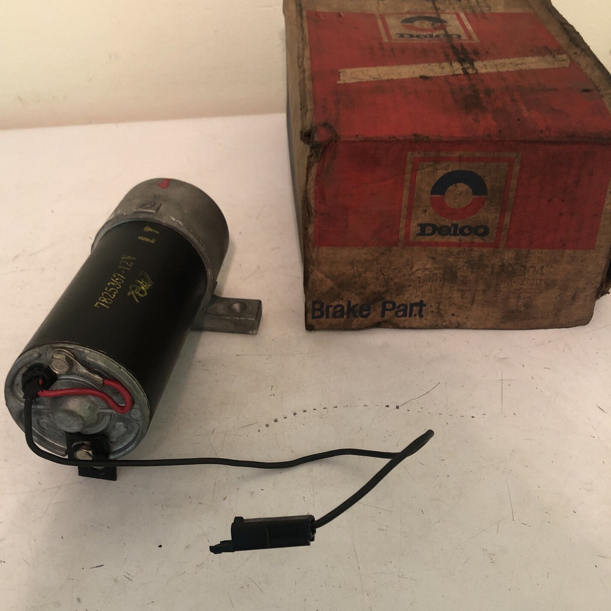 vintage an・an no.12 GENUINE AC DELCO GM HYDRAULIC BRAKE BOOSTER ELECTRIC MOTOR