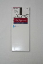 952X06 Hanes 725 Silk Reflections Reinforced Toe Knee Highs OS 2Pr Natural NWD 