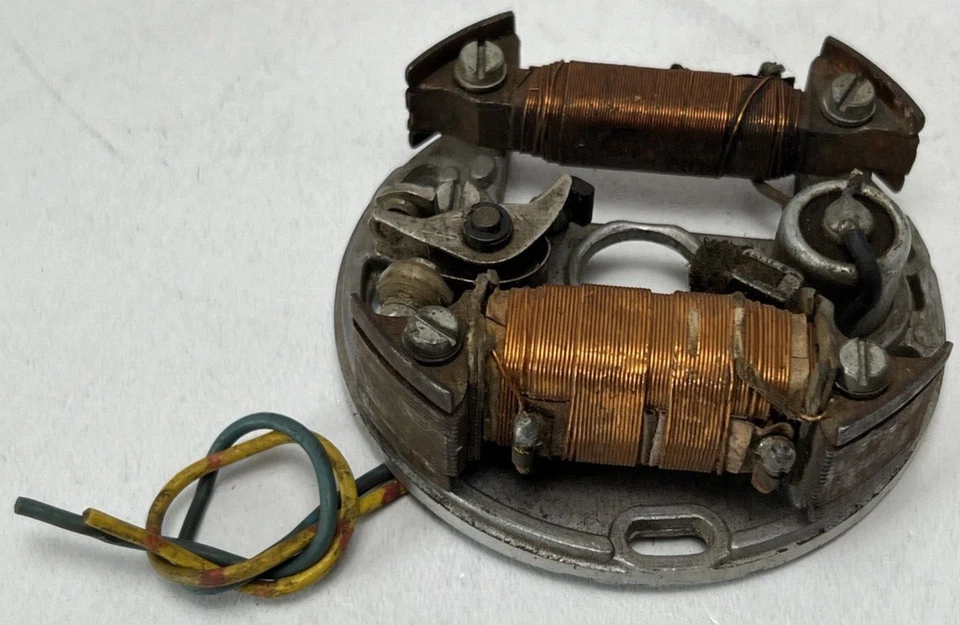 GENUINE BOSCH 1 217 031 380 STATOR ARMATURE PLATE VINTAGE SINGLE CYLINDER ENGINE - Image 2 of 4