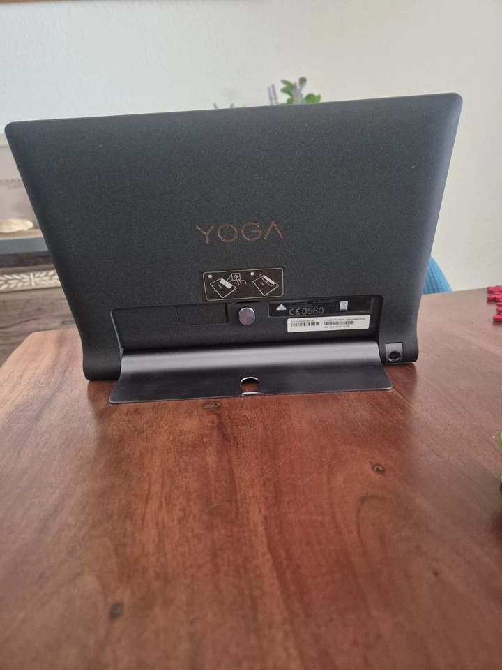 Lenovo Yoga Tab 3 YT3-X50F 10,1" 16GB WLAN Android 6.0.1 Tablet  - Bild 2 von 4