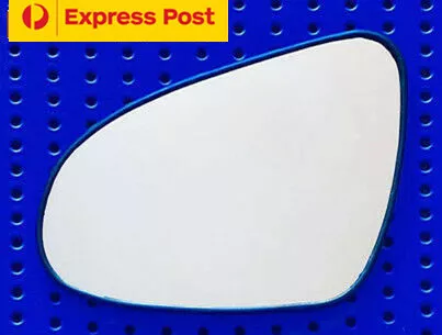 Left side mirror glass for Toyota Corolla 2013-2018 ZRE172R Heated Convex base - Picture 1 of 4