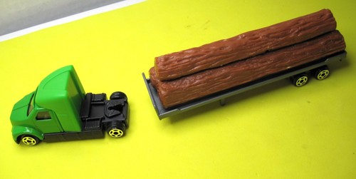 2X HO Gauge 1:87 Scale Big Rig Semi Flat Bed Logging Trucks - Picture 6 of 24