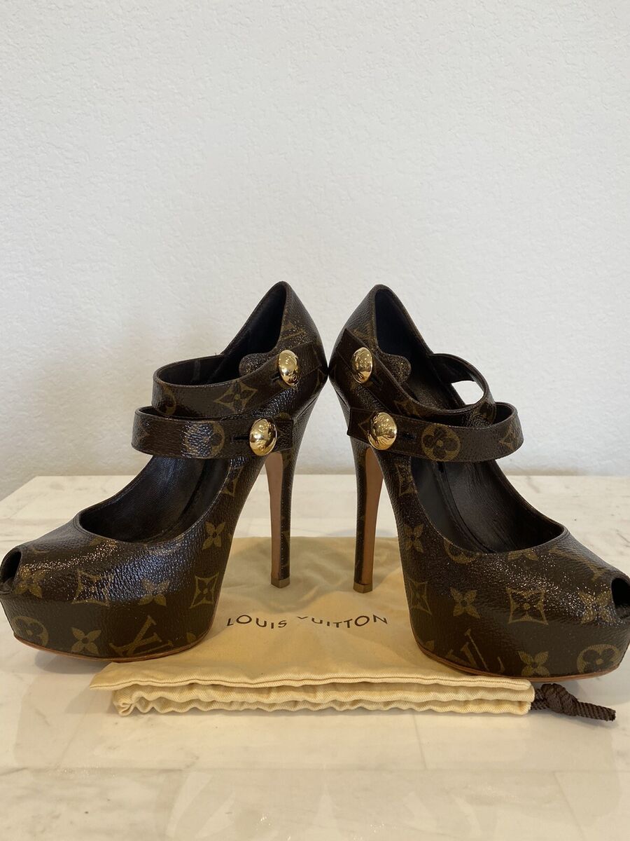 Louis Vuitton Women Shoes US 5.5 High Hills Brown Monogram Louis Vuitton Women Shoes US 5.5 High Hills Brown Monogram
