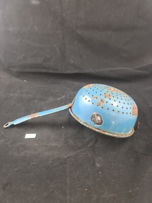 Sieb Seiher Durchschlag Emaille Madam Blå blau Email Vintage Deko