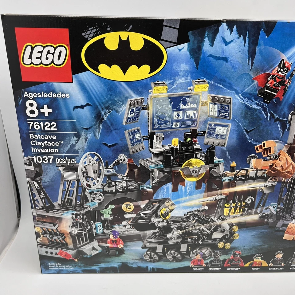 Lego 76122 Batman Batcave Clayface Invasion Super Heroes 1037 Pcs New Sealed - Image 3 of 4