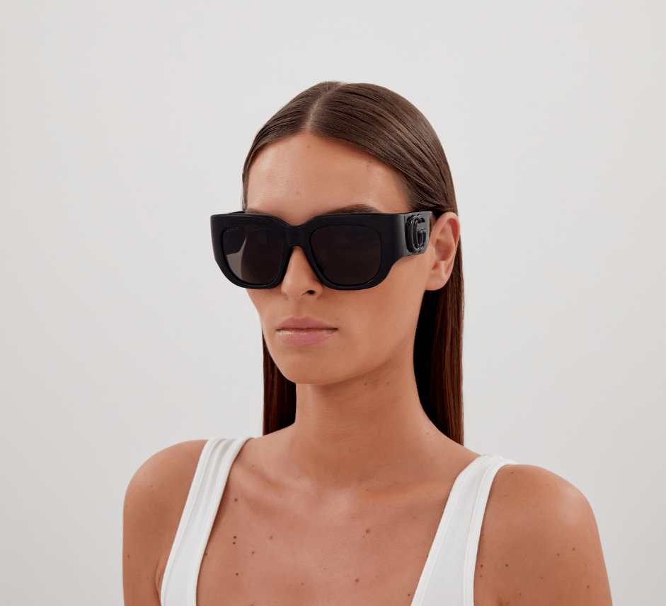 Gucci Women AUTHENTIC Sunglasses Black Grey Square GG1545S  display picture 1