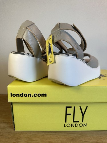 Sandalia Fly London para mujer DACH050FLY plateada Reino Unido 3 - Imagen 5 de 6