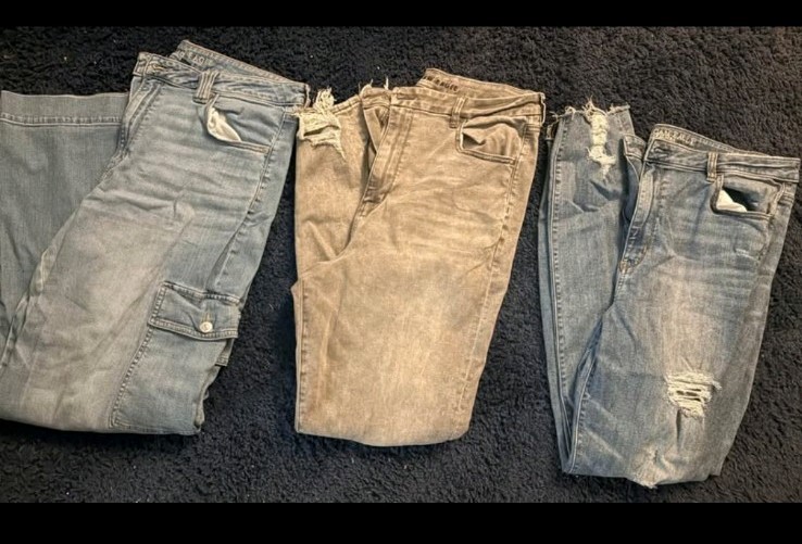 American Eagle Jeanes 18 Long Lot Of 3