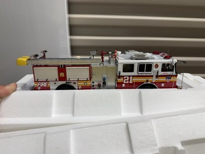 RARE CODE 3 COLLECTIBLES  1:32 DIAMOND PLATE FDNY ENGINE COMPANY 21