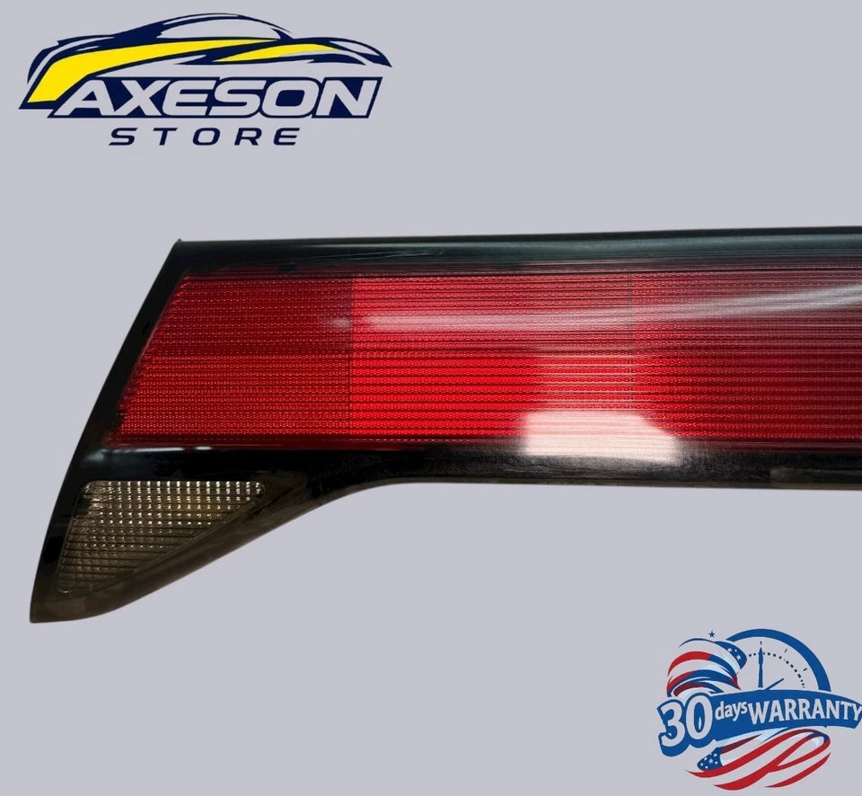 Pontiac Bonneville GXP 2004 2005 maletero central reflector acabado panel aplique Foto 4 de 4