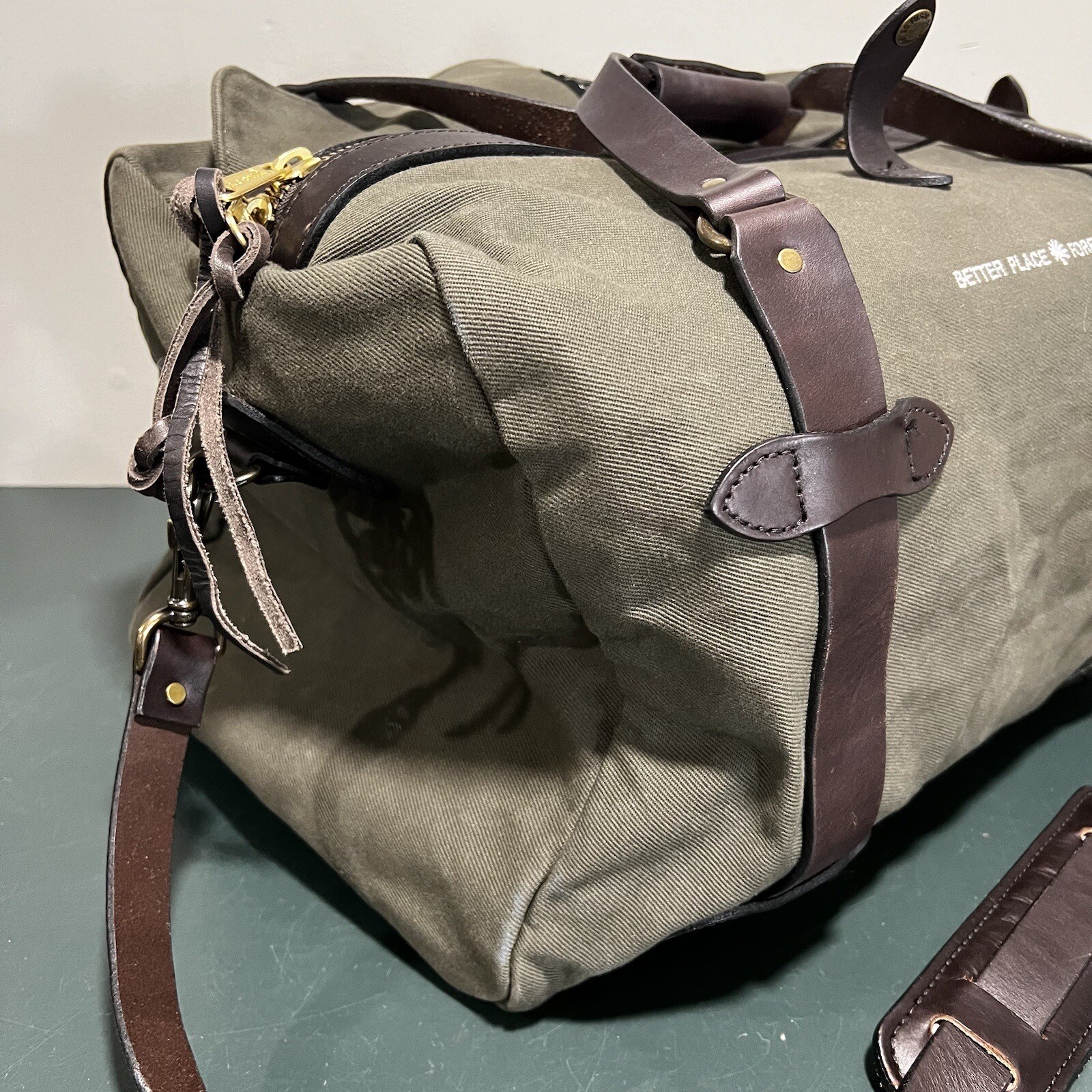 FILSON MEDIUM RUGGED TWILL & LEATHER DUFFLE BAG OTTER GREEN YKK Zippers 43L NICE eBay