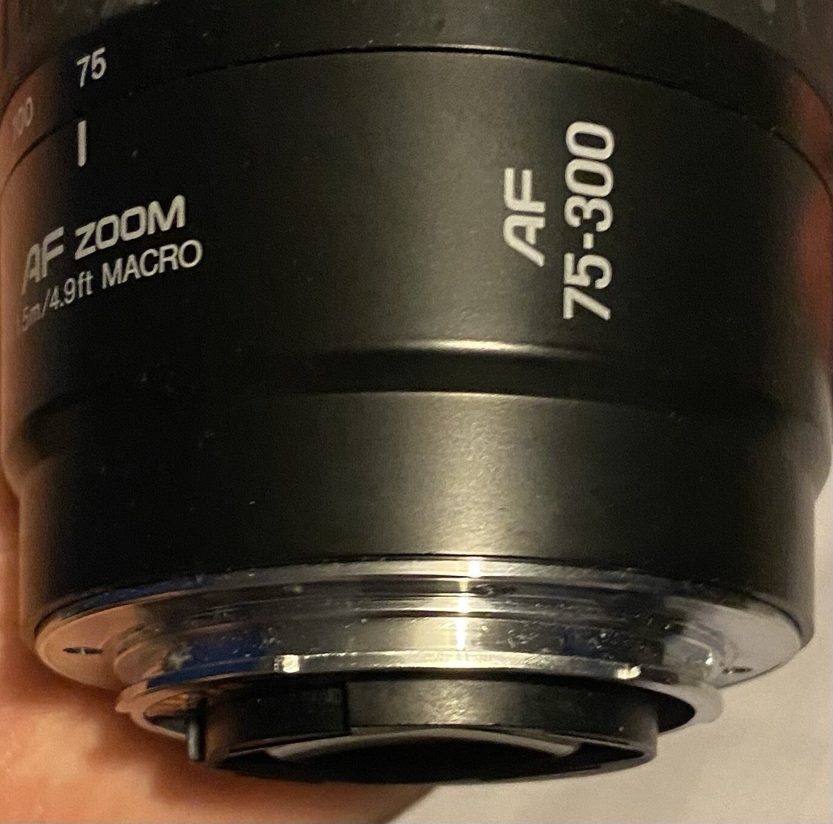 Minolta AF Zoom 75-300mm 1:4.5(32)-5.6 Lens | eBay