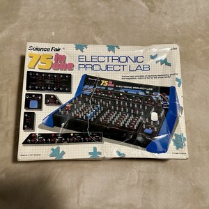 Vintage Science Fair 75 in 1 Electronic Project Lab Radio Shack AS-IS Parts