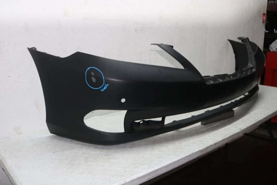 2010 2012 LEXUS ES350 FRONT BUMPER COVER WITH SENSOR HOLES Foto 2 de 4