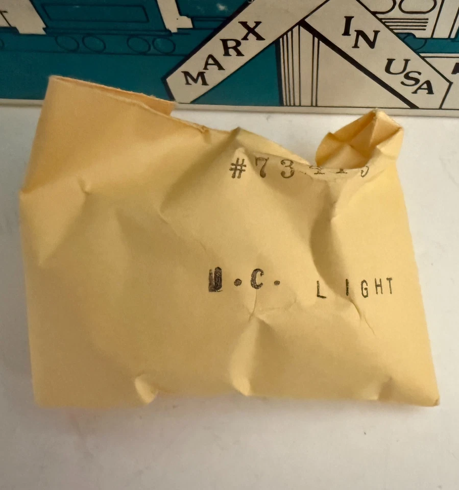 Nuevo Moderno Tren Marx 73415 Iron City Luz Cerveza Frigorífico Coche con Barriles y Caja Foto 3 de 4