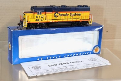 BACHMANN 63509 B&O CHESSIE SYSTEM EMD GP 40 DIESEL LOCOMOTIVE 4814 on