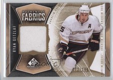 2009 SP Game Used Edition Authentic Fabrics Gold 72/100 Ryan Getzlaf #AF-RG 0a4