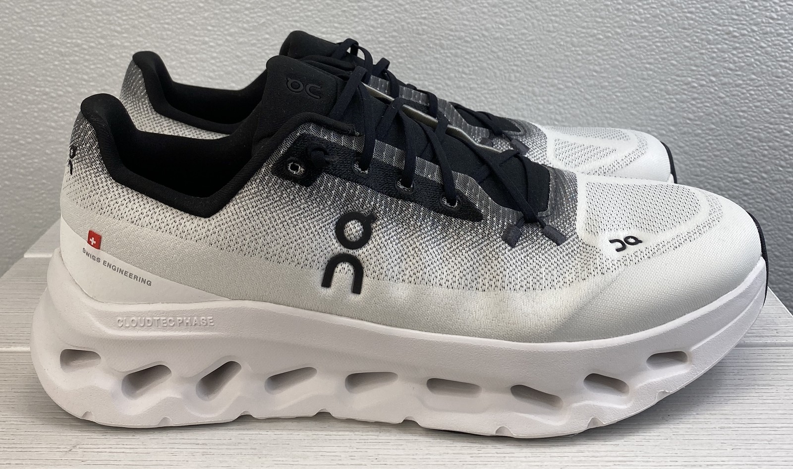 On Cloudtilt Men's Size 11.5 Black/Ivory Mesh Max Cushioned Running Sneakers